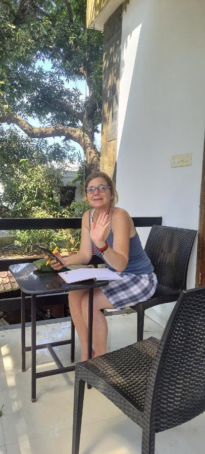 Abru'S Holidays International Travelers Alappuzha Dış mekan fotoğraf