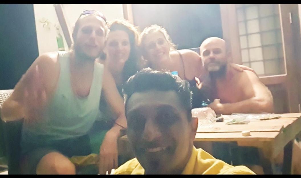 Abru'S Holidays International Travelers Alappuzha Dış mekan fotoğraf